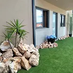 Casa Moderna Na Aldeia