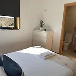Casa Moderna Na Aldeia