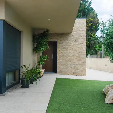 Casa Moderna Na Aldeia *