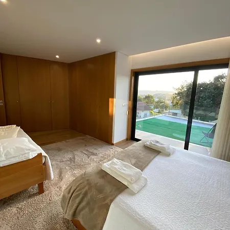 Casa Moderna Na Aldeia 펜션