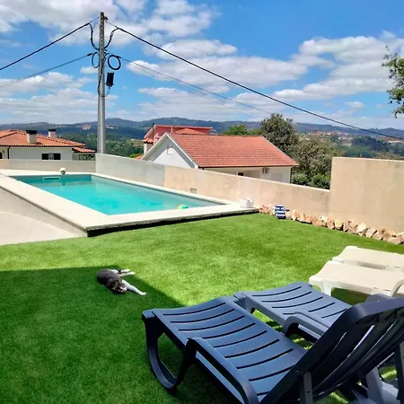 Casa Moderna Na Aldeia * Marco de Canavezes