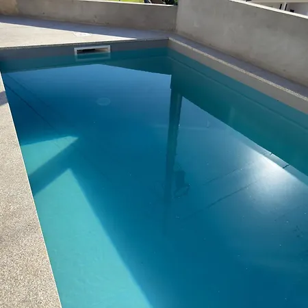 Casa Moderna Na Aldeia *