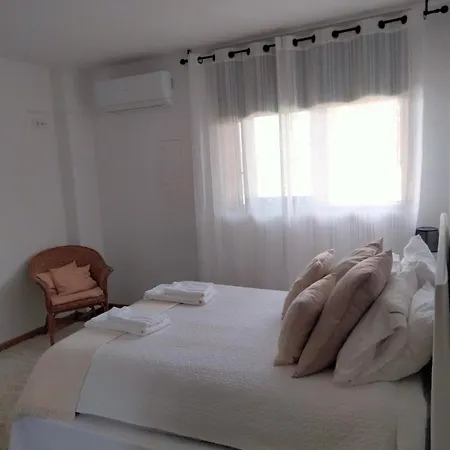 Casa Moderna Na Aldeia