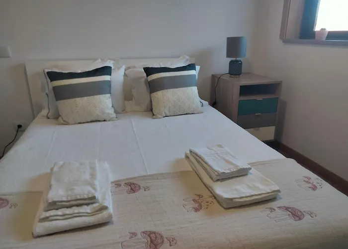 Casa Moderna Na Aldeia * Marco de Canavezes