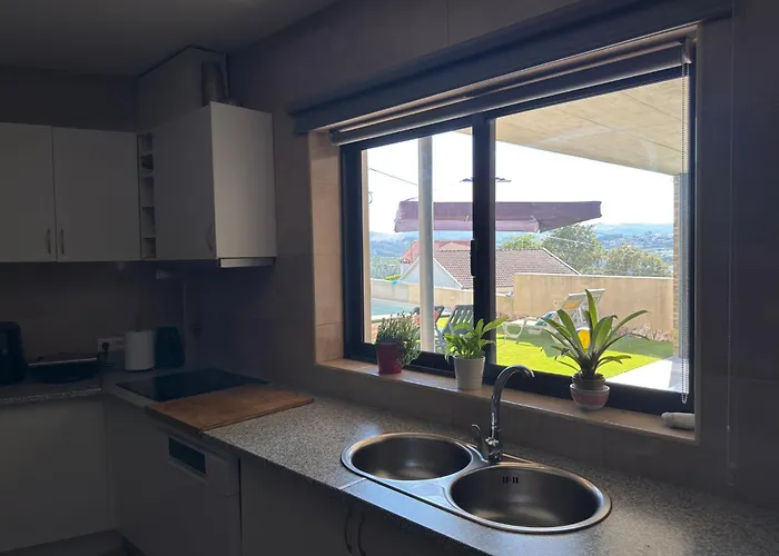 Casa Moderna Na Aldeia Сasa de vacaciones *