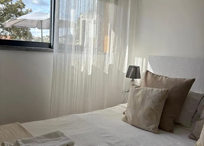 Casa Moderna Na Aldeia * Marco de Canavezes